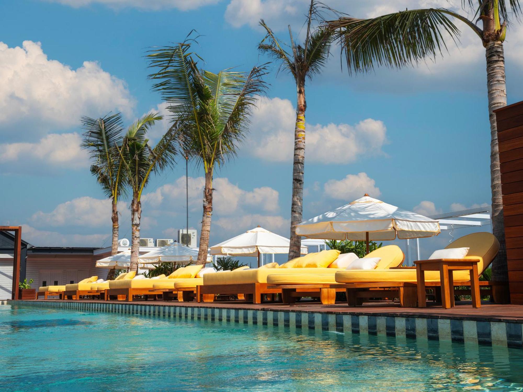 Secana Beachtown Resort & Residences Canggu Esterno foto