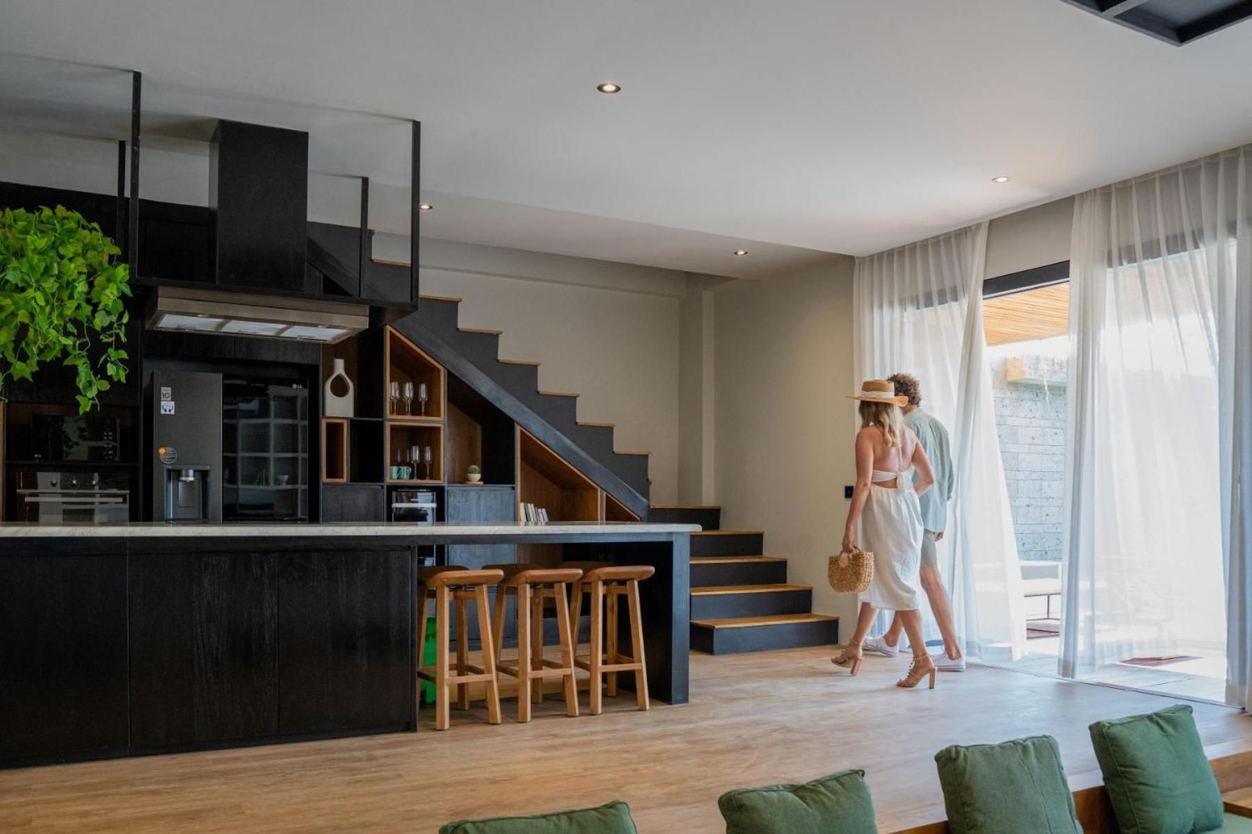 Secana Beachtown Resort & Residences Canggu Esterno foto