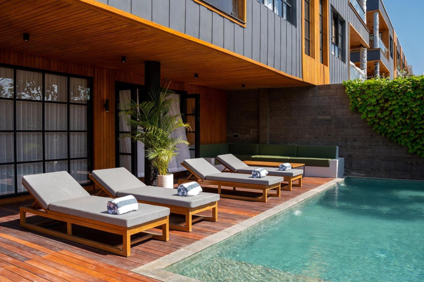 Secana Beachtown Resort & Residences Canggu Esterno foto