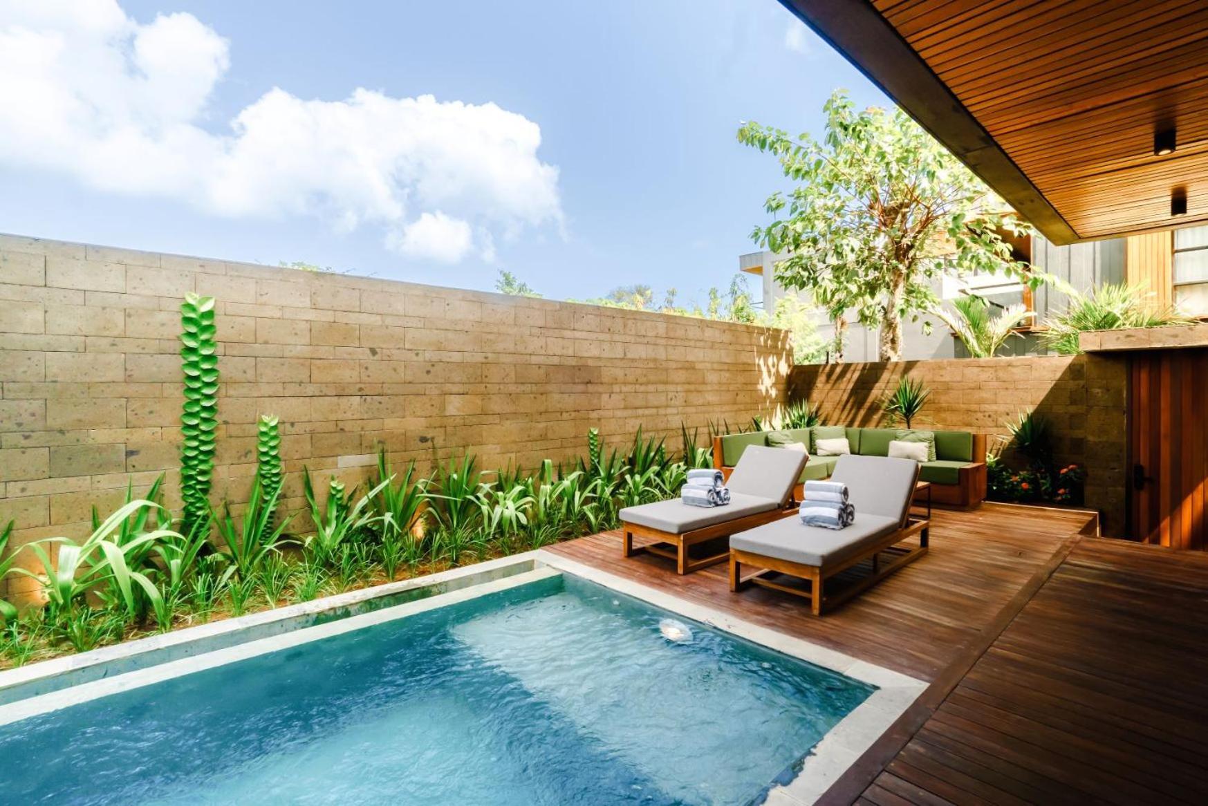 Secana Beachtown Resort & Residences Canggu Esterno foto