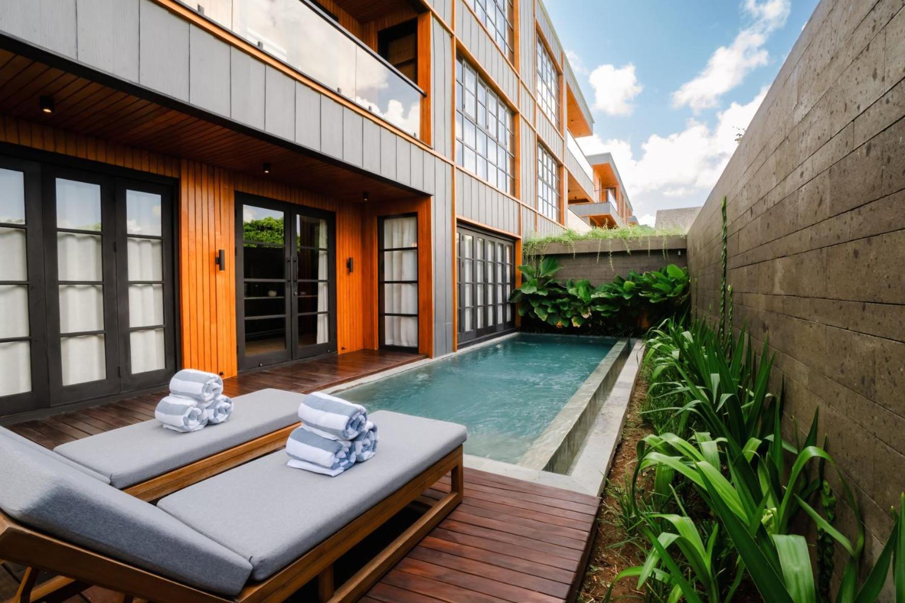 Secana Beachtown Resort & Residences Canggu Esterno foto